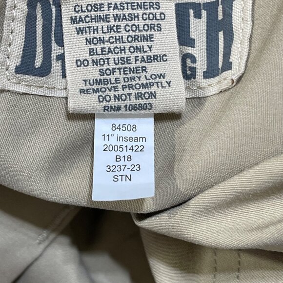 Duluth Tranding Co Men's DuluthFlex Dry on the Fly Khaki  11" Cargo Shorts 2XL - Picture 4 of 6